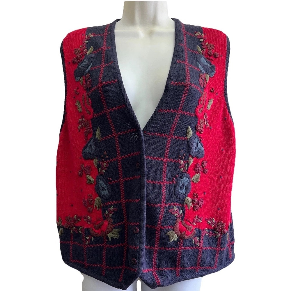 Lucia‎ Sweater Vest Top Medium Button Women Clothing